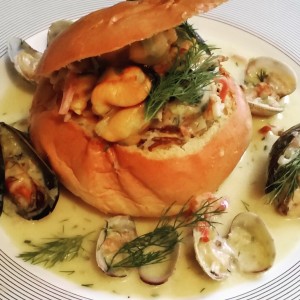 Brioche stuffed with Mussels and Clams