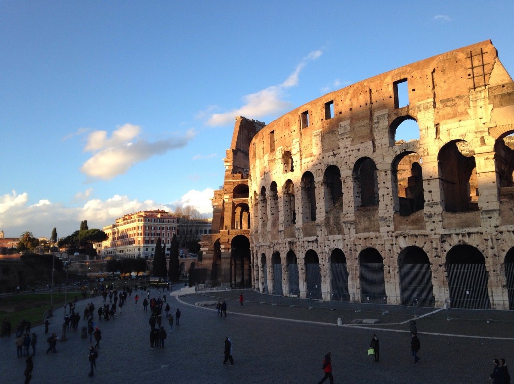 Rome, travel writing, travel, tourism, Colosseum, Italy, explore, wanderlust, city break, tour, history, food