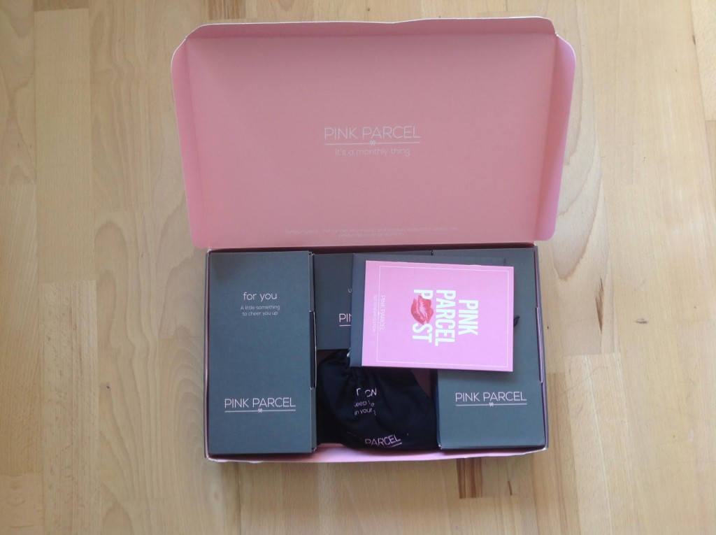 pink-parcel-review-the-parcel-that-everyone-need-on-her-period