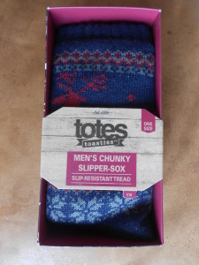 totes-mens-fair-isle-slipper-sox-003