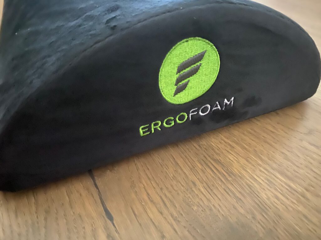Ergofoam onderdesk footrest 